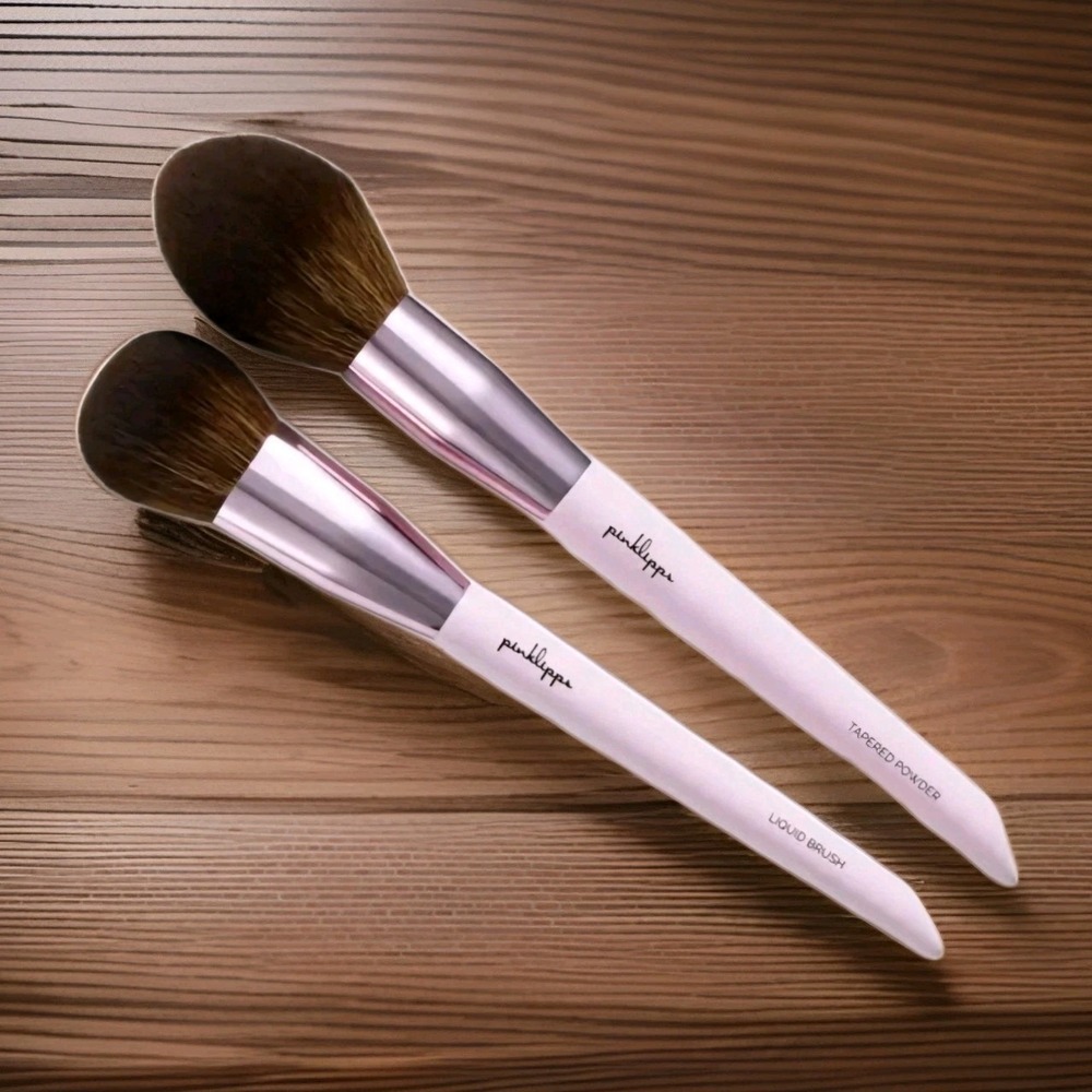PINKLIPPS 2 PC MAKEUP BRUSH SET "LIQUID BRUSH"  & "TAPERED POWDER BRUSH" NEW